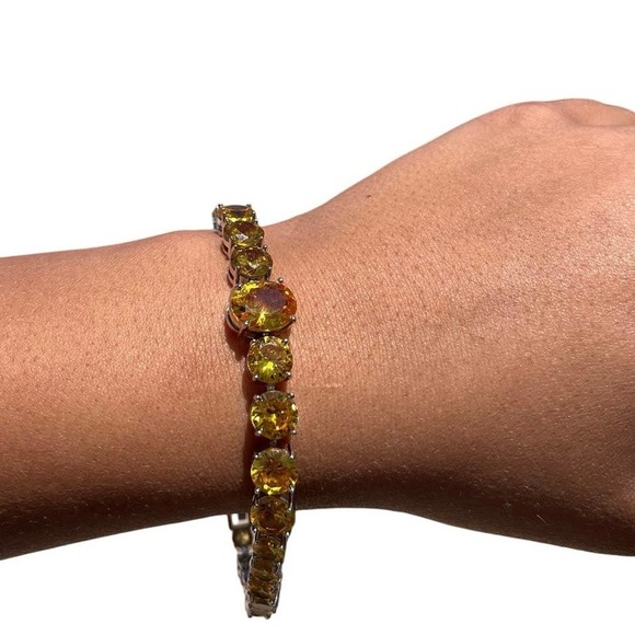 Dazzling Yellow Rhinestone Tennis Bracelet - Picture 1 of 3